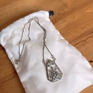 Vintage 1960s Marcasite art-deco pendant necklace (925 stamped silver)